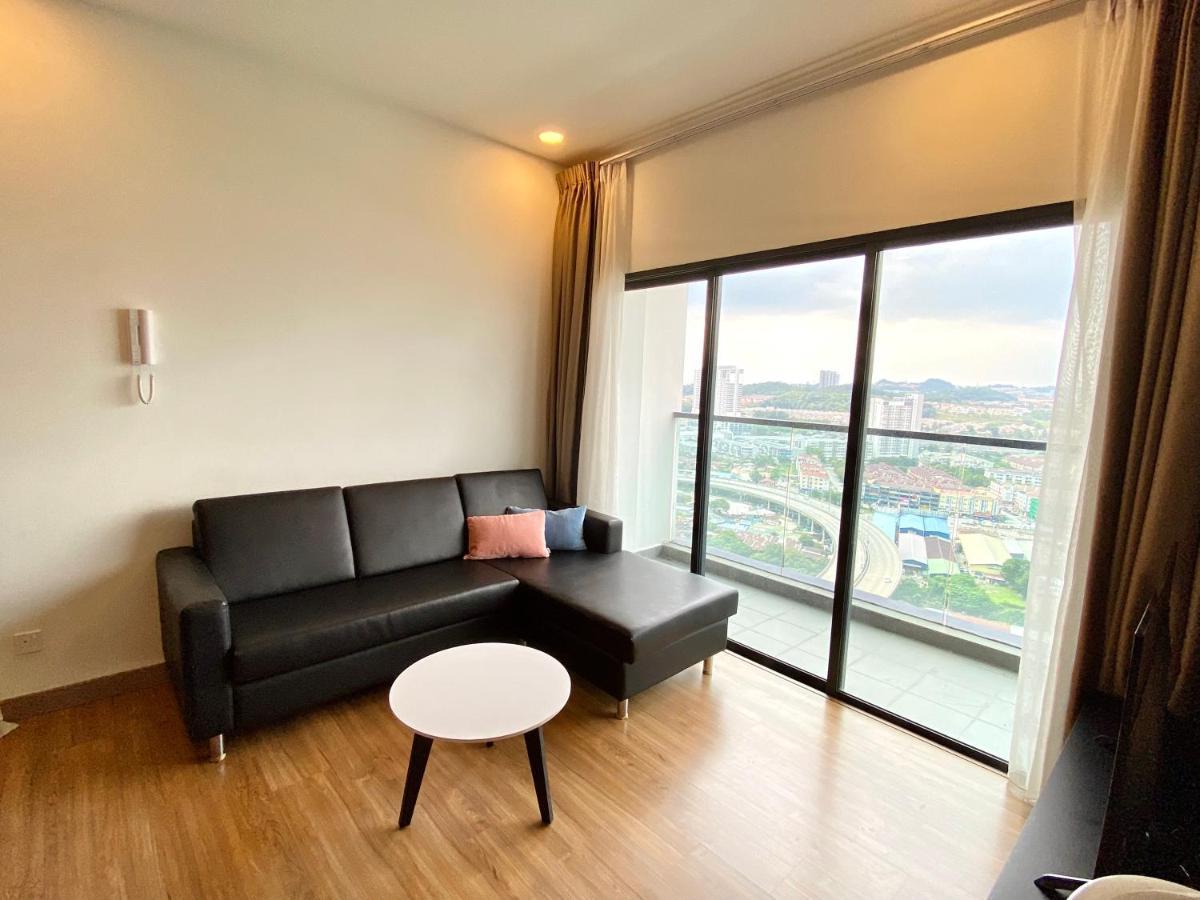 Dream Suite 2 - Landmark Residence 1, High Floor, Nice View, Wi-Fi & Tv Box Kajang Kültér fotó
