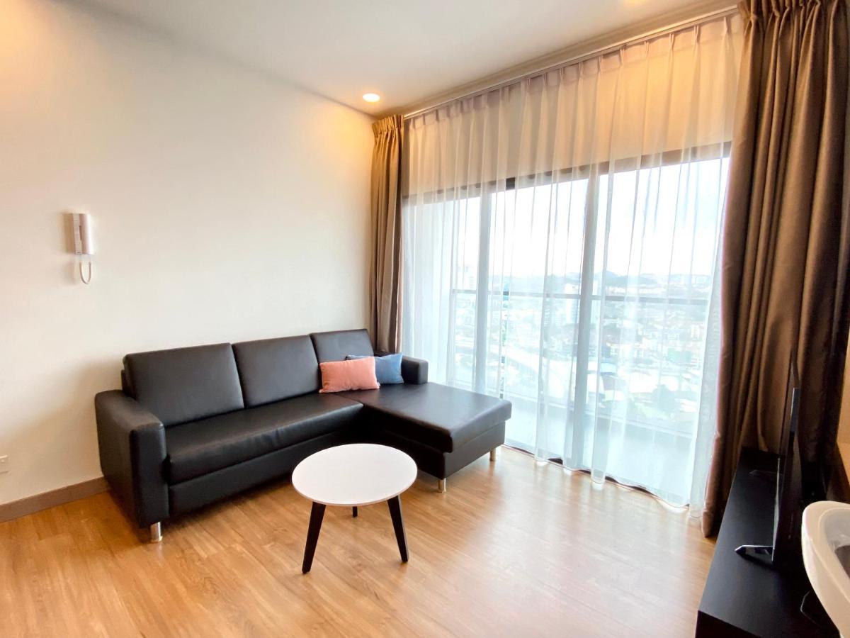 Dream Suite 2 - Landmark Residence 1, High Floor, Nice View, Wi-Fi & Tv Box Kajang Kültér fotó